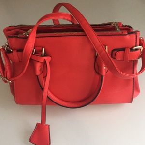 Axixie Red Purse